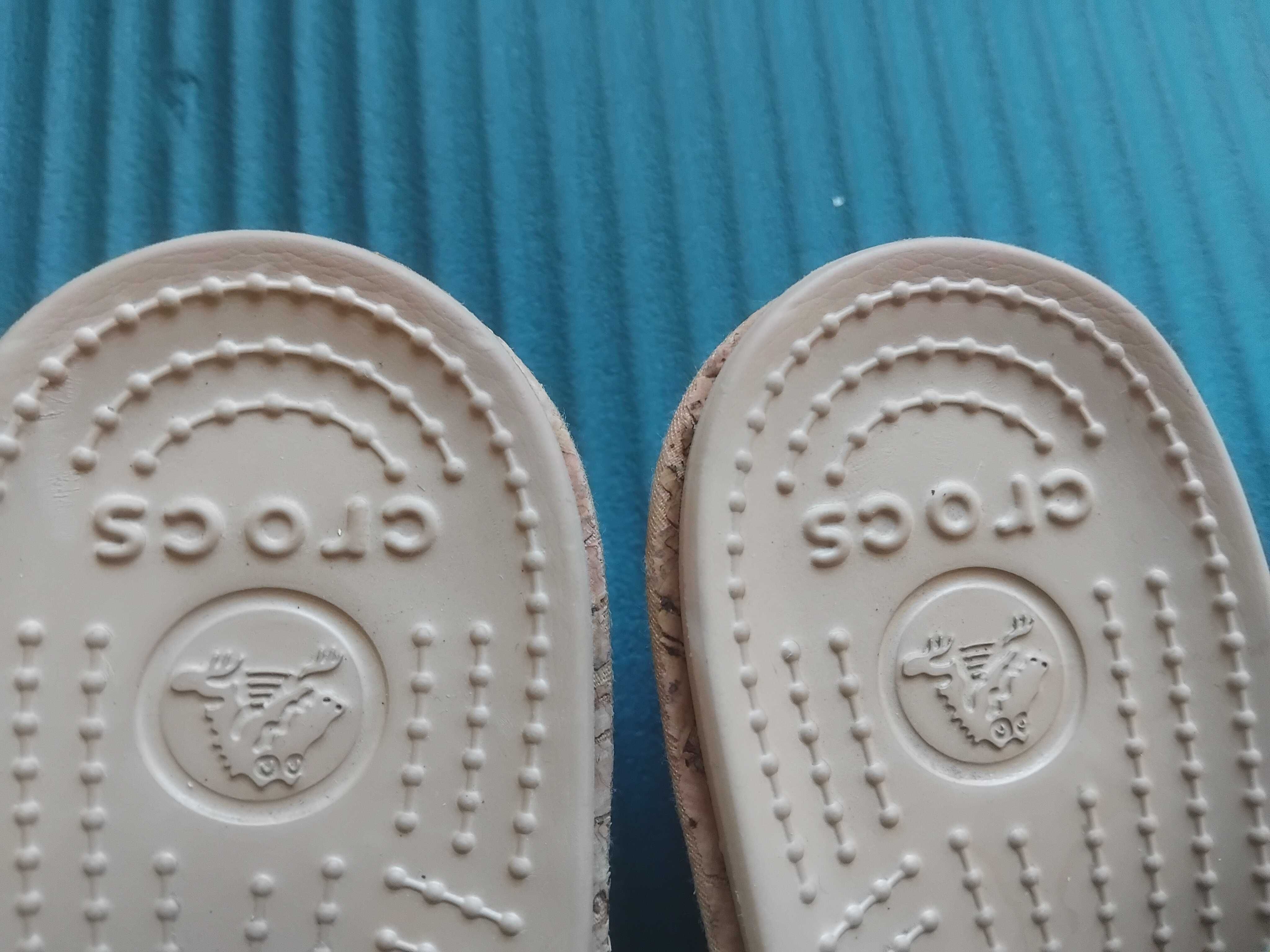Crocs 100% оригинални дамски сандали на платформа - естествена кожа