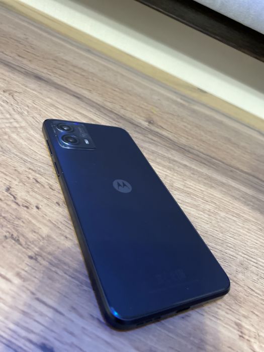 Motorola g13 в хорошем состояние