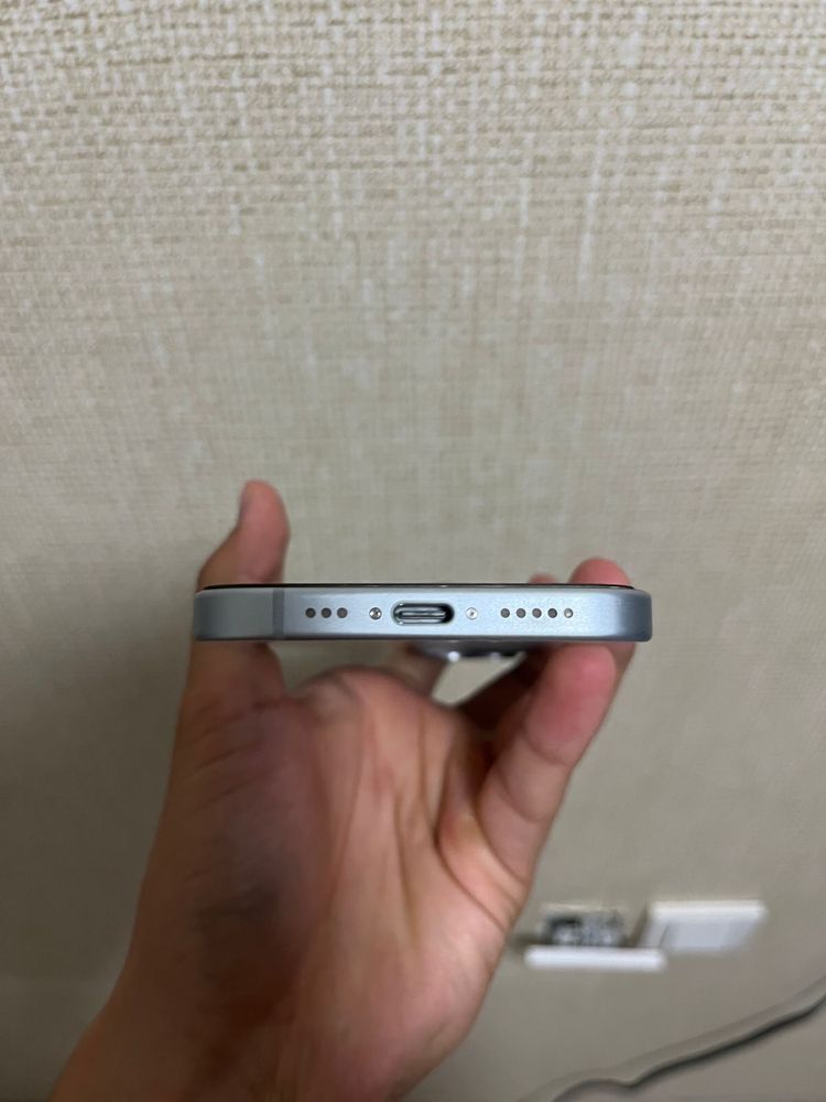 Iphone 15 в отличном состоянии
