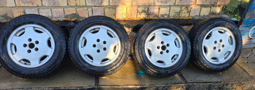 Продам комплект зимних шин с дисками Triangle 195/65 R15