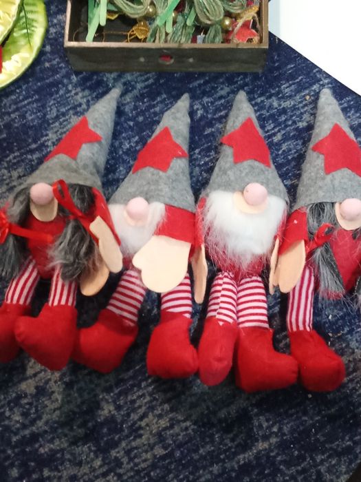 Коледни украси за базари