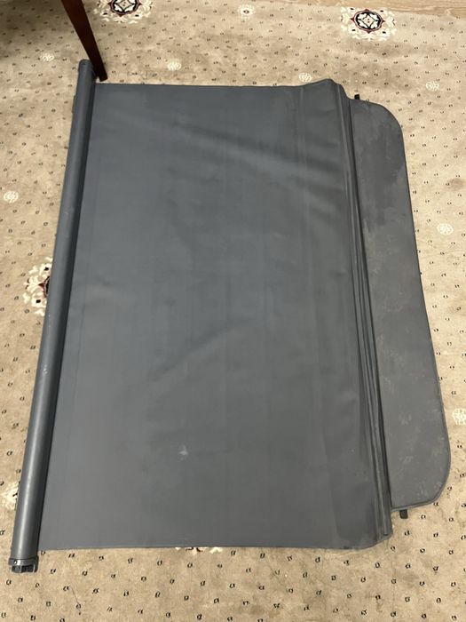 Шторка на багажник