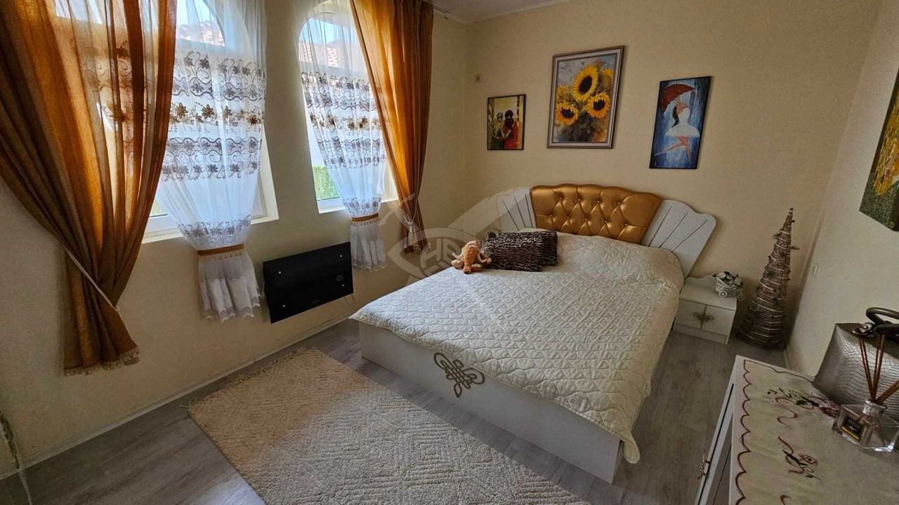 Продава се Къща в с. Рудник, Област Бургас - 180 кв.м за 923 €/кв.м - Снимка #9