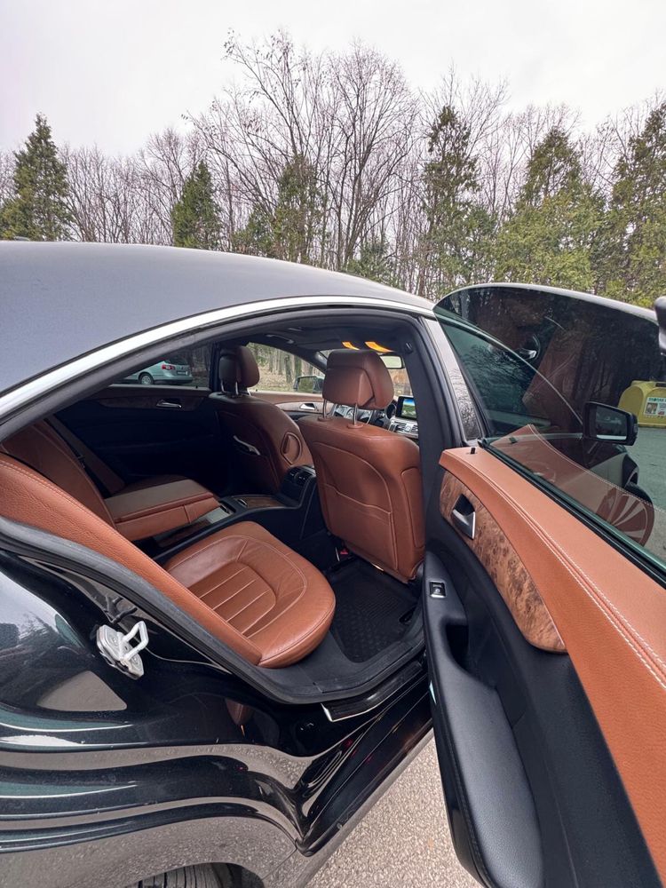 Mercedes-benz CLS 220 9G FULL LED ACTIVE SOUND