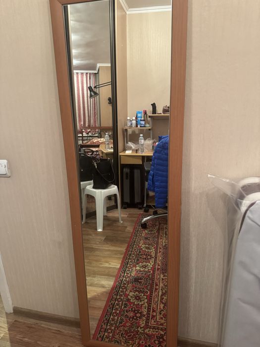 Зеркало напольное