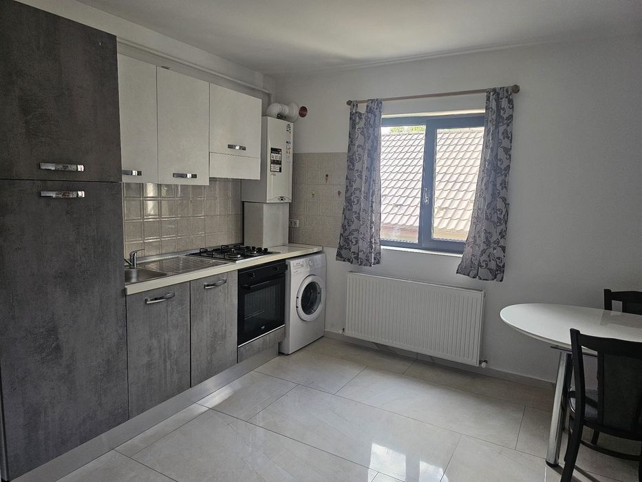 PF. inchiriez apartament, Copou