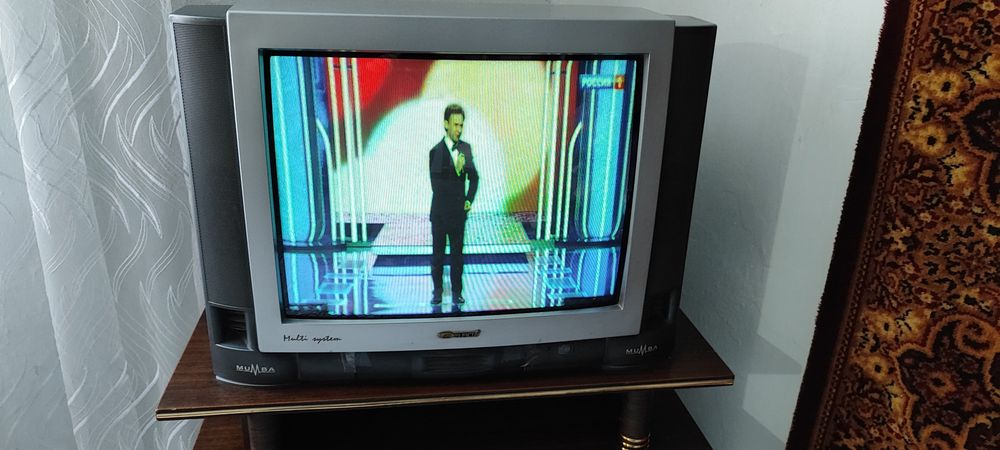 Продаётся телевизор