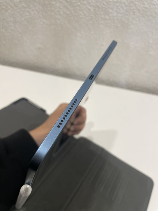Ipad air 5  64 GB Wifi + apple pencil 2 + husă + folie de sticla