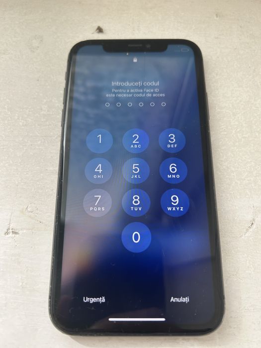 Iphone 11.       .