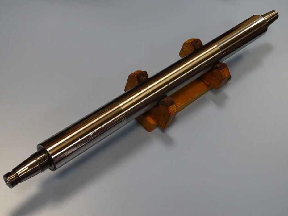 Шпиндел за плосък шлайф L-715 mm