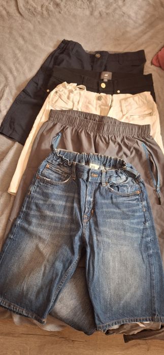 Шорты фирменные, на 10-14 лет за 2000