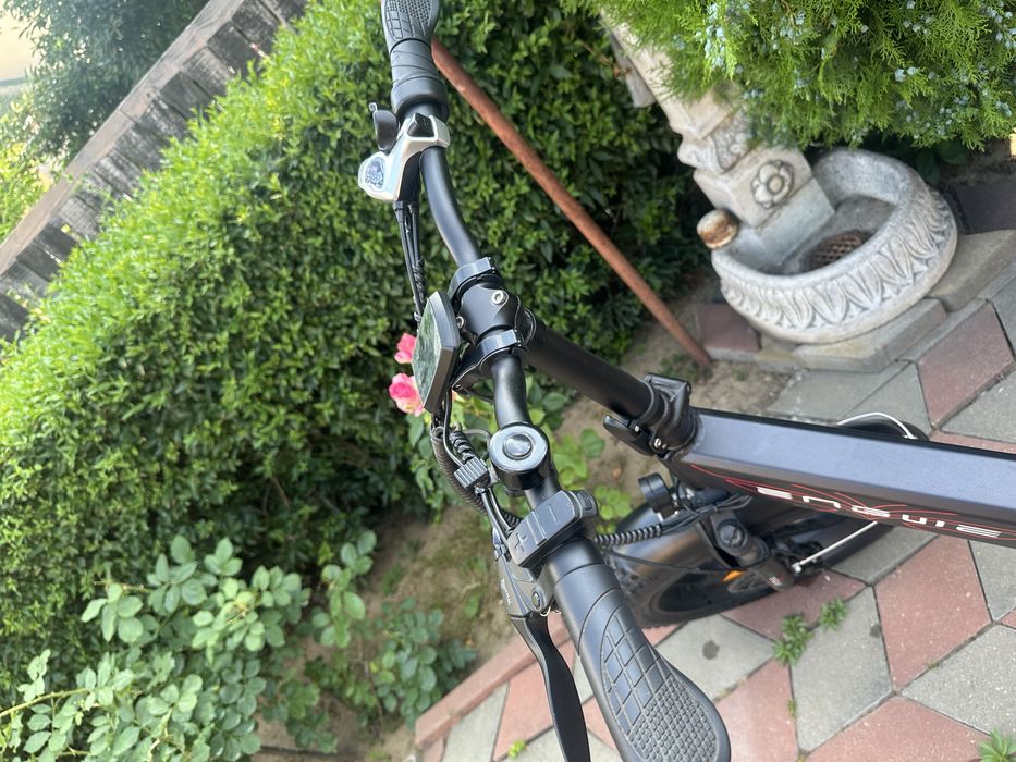 e-bike Engwe, bicicletă electrică pliabilă.