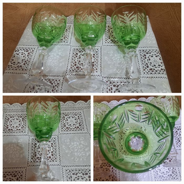 Красивые изумрудные фужеры на фигурной ножке. Цветной хрусталь. Герман