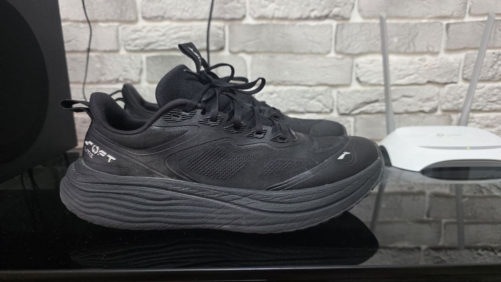 Оригинальные кроссы Li-ning