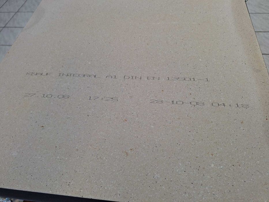 Pardoseala suprainaltata Knauf 34 mm, din sulfat de calciu - 75 mp