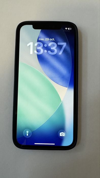 Iphone 12. Neverlocked