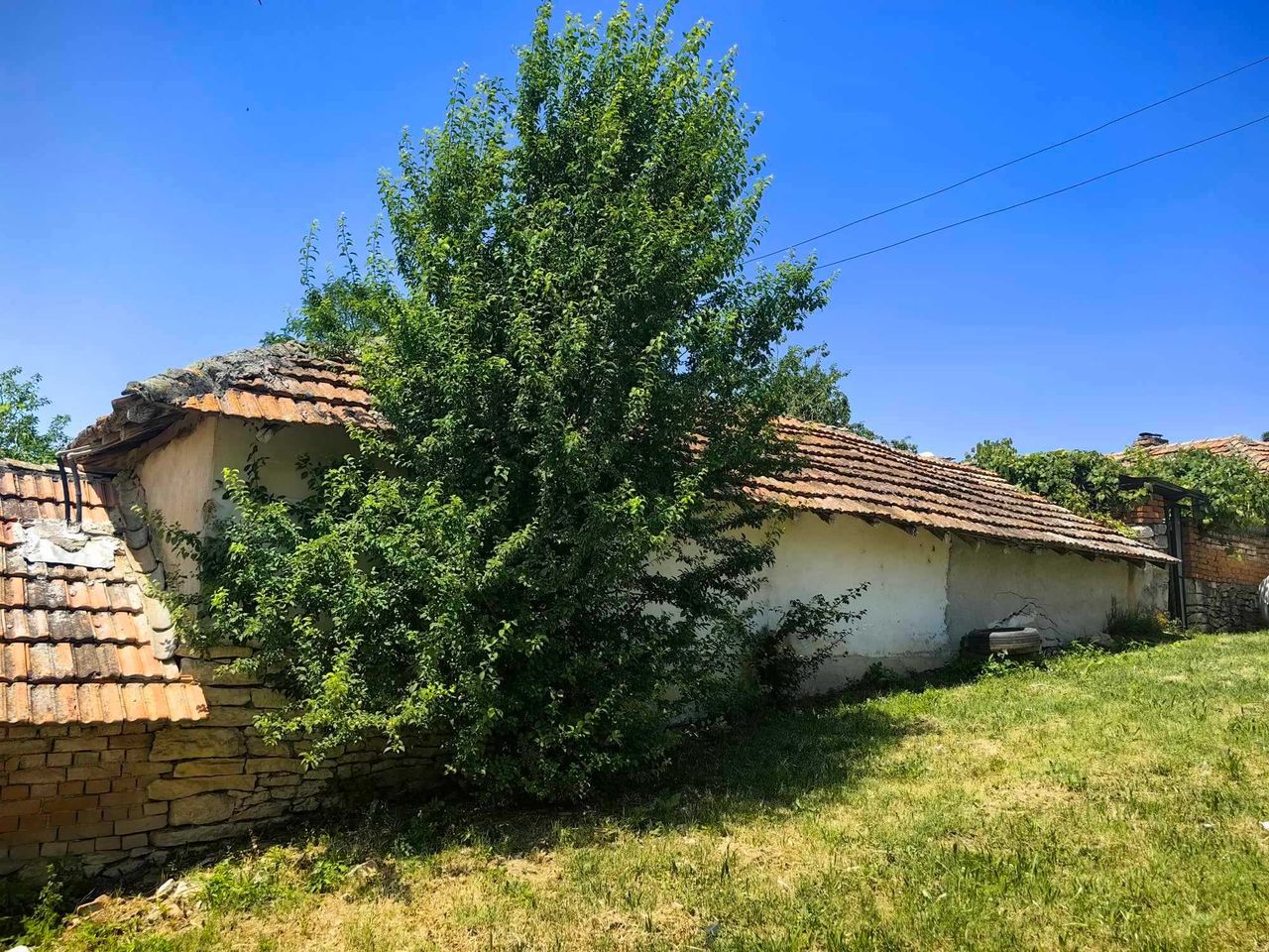 Продава се Къща в с. Радинград, Област Разград - 60 кв.м за 587 €/кв.м - Снимка #1