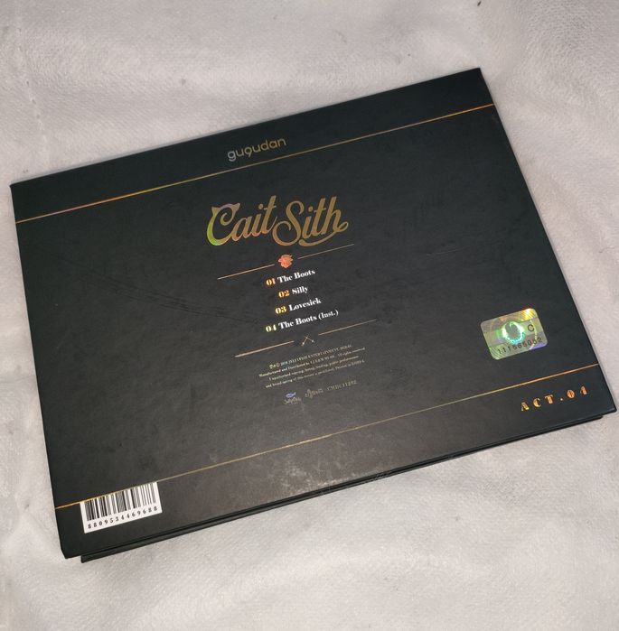 Vând Albume Kpop cu Gugudan, Unit Semina, Bigflo și Victon