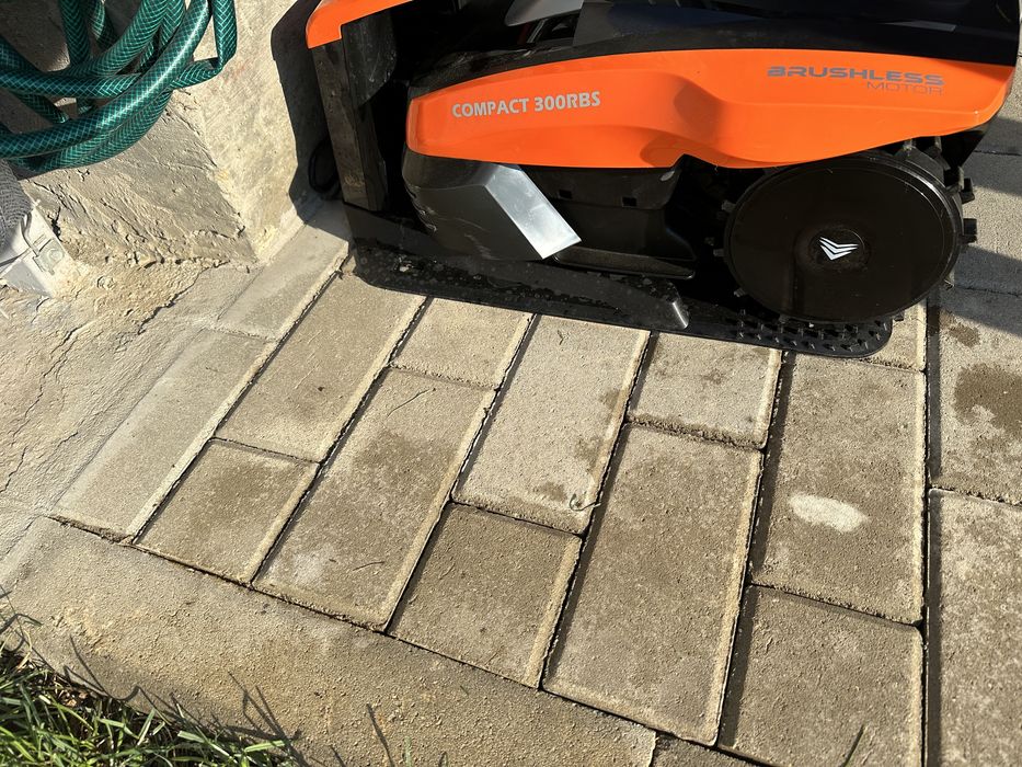 Robot de gradina