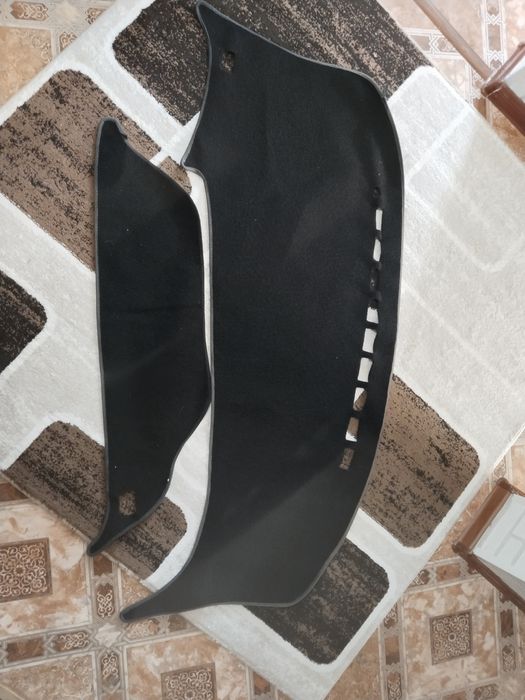 Продам накидку на панель Тойота Эстима