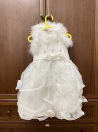 Продам белое платье для девочки 3 - 5 лет