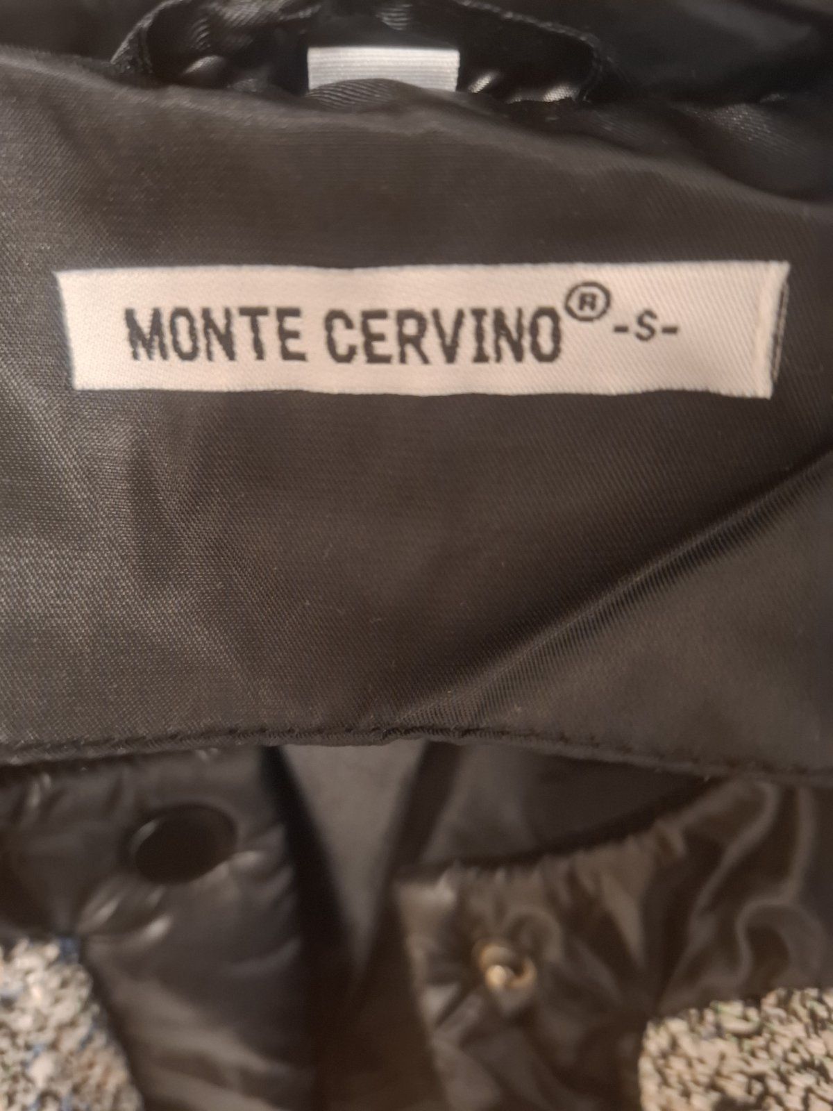 Нов модел дамско яко Monte Cervino
