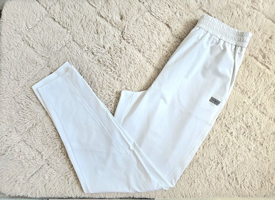 Pantaloni Max Mara și Marella