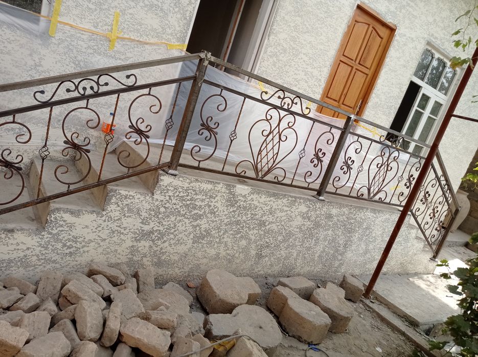 Навес ; перила ; сам мойка