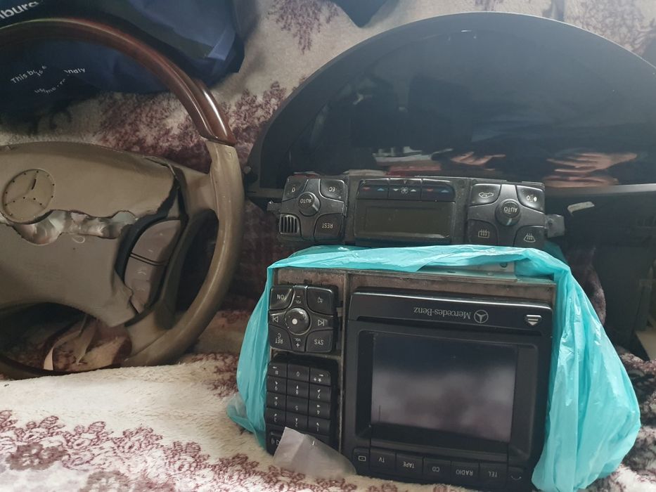 Volan mahon , consola AC , radio  Cd Merceses S class 2001 caroser