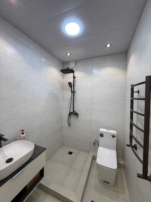 ЖК Саламатина, Яккасарой,  3/7/10 107м2 Срочно! Uy sotiladi