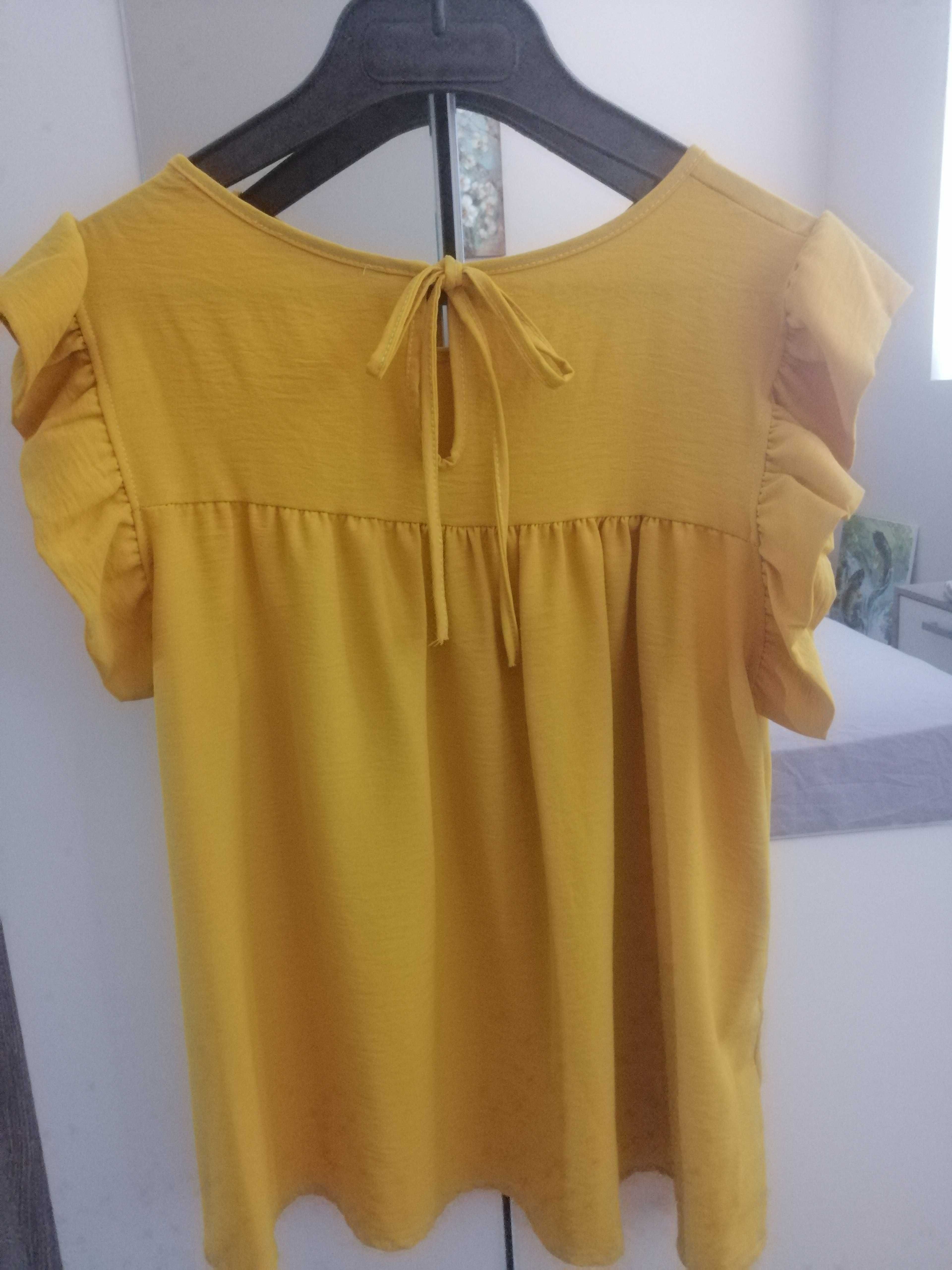 Блуза с къдри цвят горчица