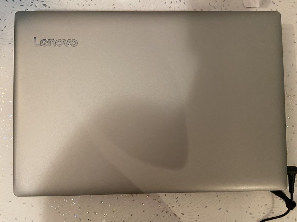 Laptop Lenovo IdeaPad 330 15-IKB procesor i5 generation 8