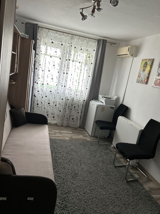 Vând apartament cu 2 camere, Deta