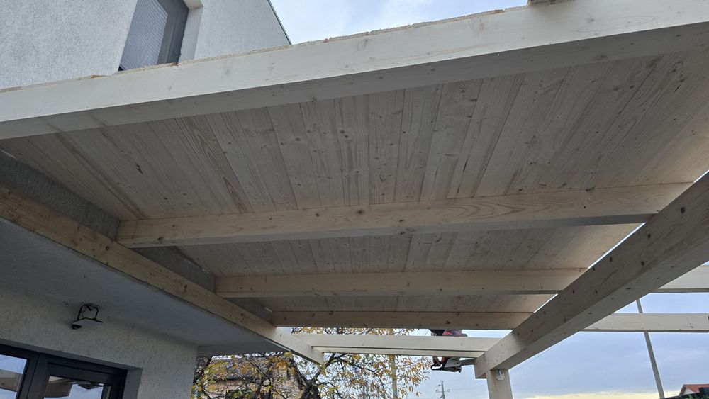 Vand ,  lemne si  tabla