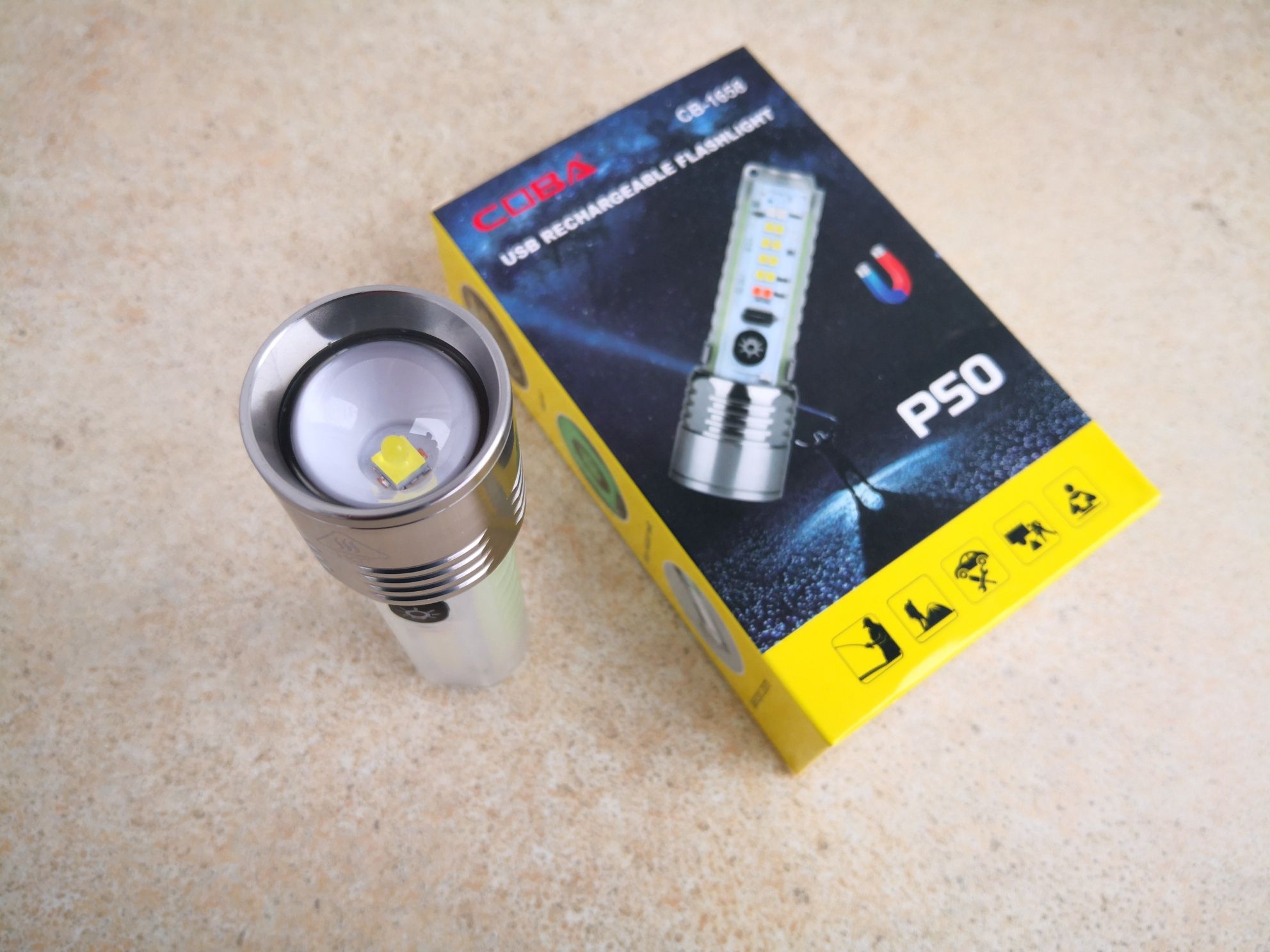 Lanterna Lampa COBA CB-1658 cu Zoom Led Cree P50 Acumulator Magnet NOU