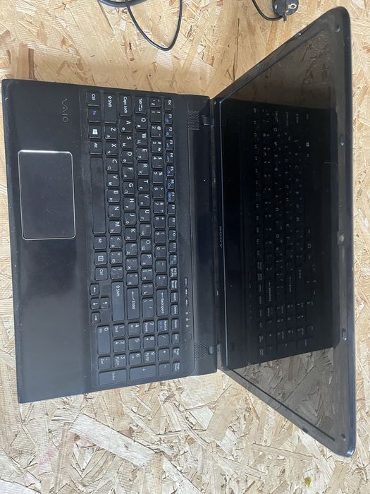 Sony Vaio SVE1712P1RB