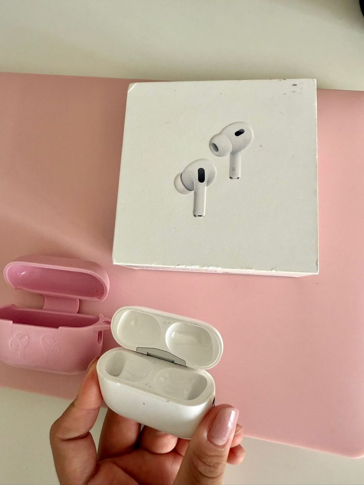 Продам кейс airpods pro 2