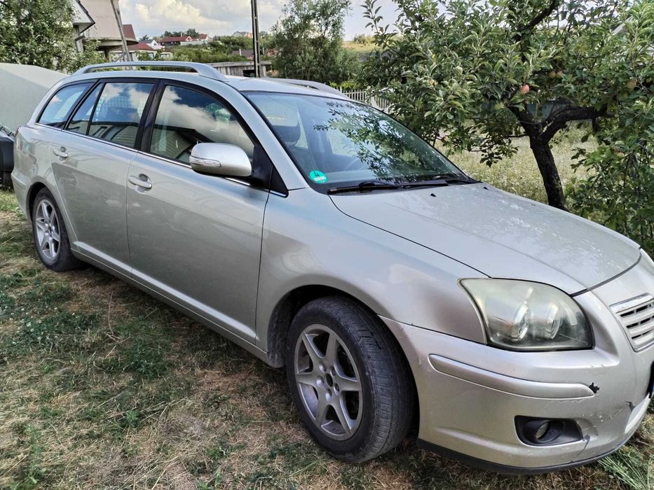 Vand Toyota Avensis 2006