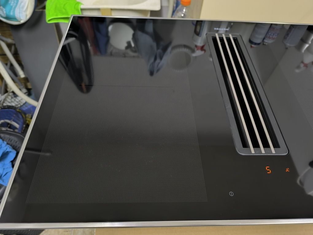 Индукционен плот Miele KMDA 7476 FR