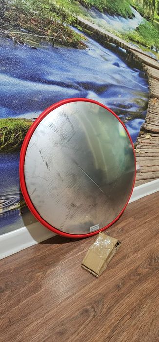 Продам новое сферическое  зеркало 60