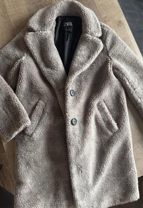 Палто зара С размер