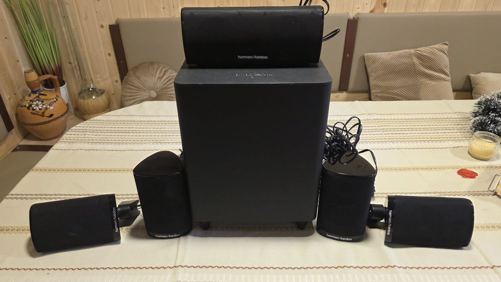 Колонки и суббуфер Harmon Kardon