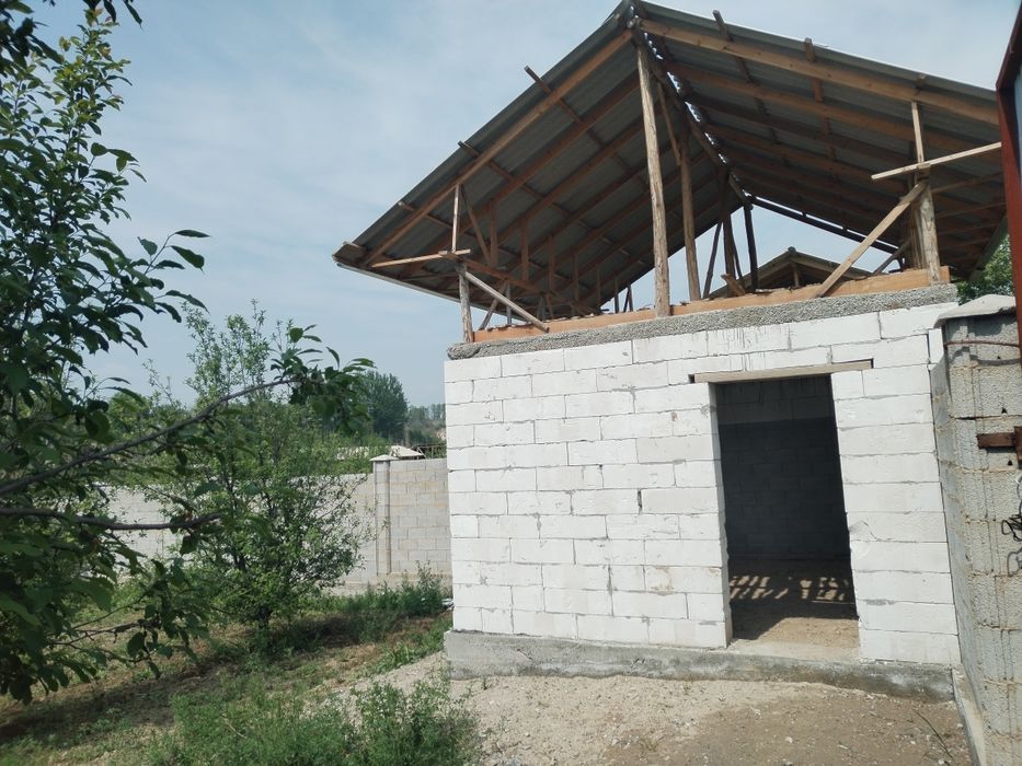 Участка сотилади