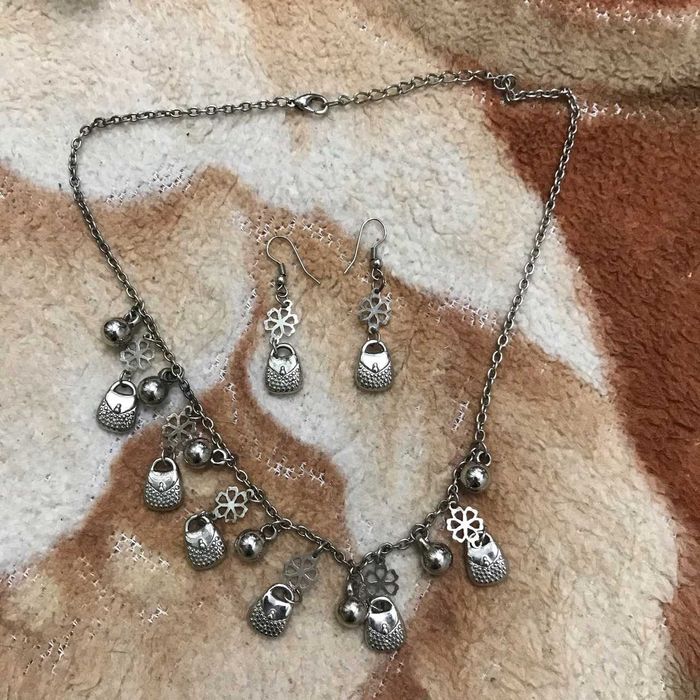 Набор украшений для модной девушки