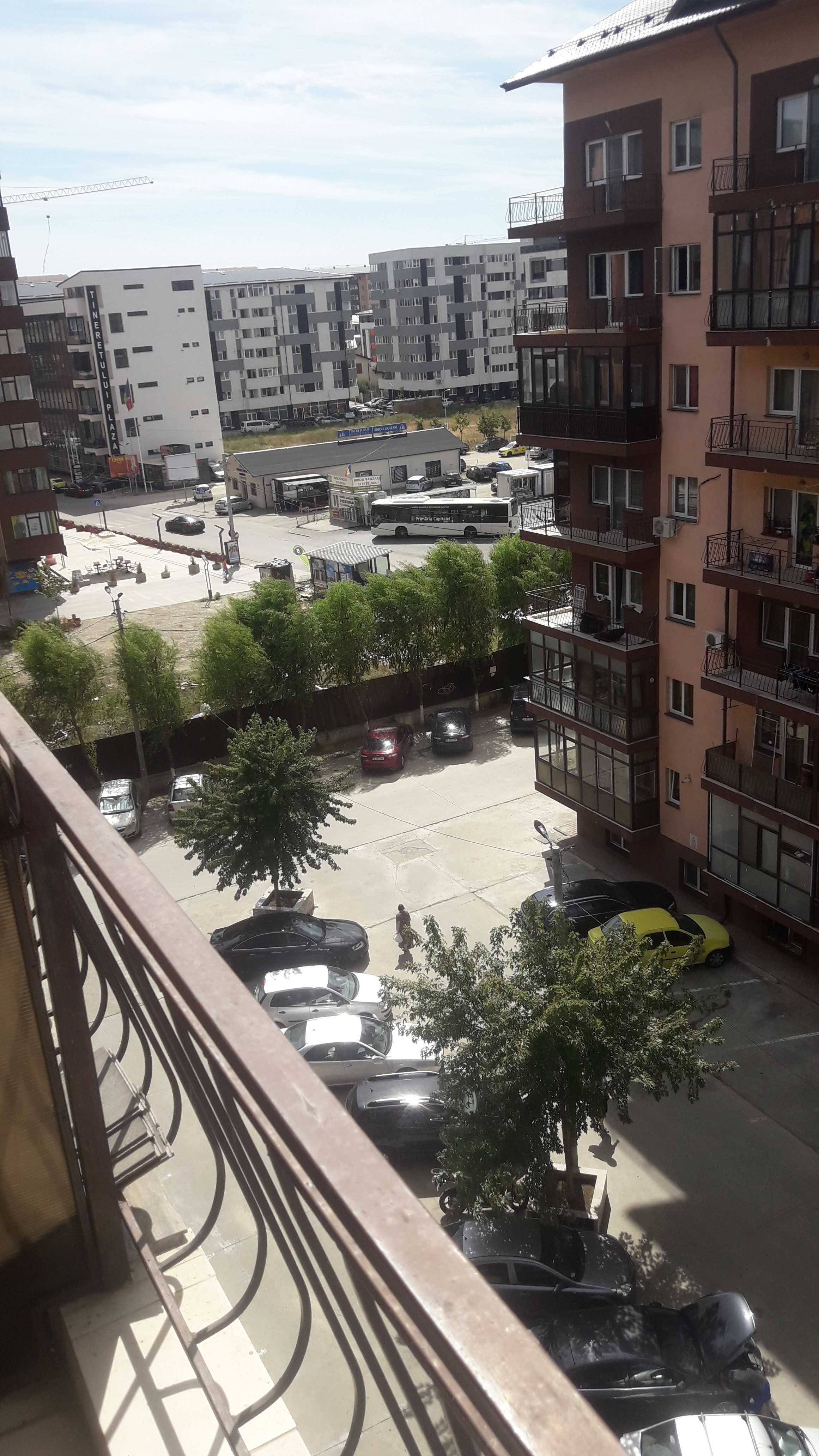 Inchiriez apartament cu 2 camere in militari rezidence