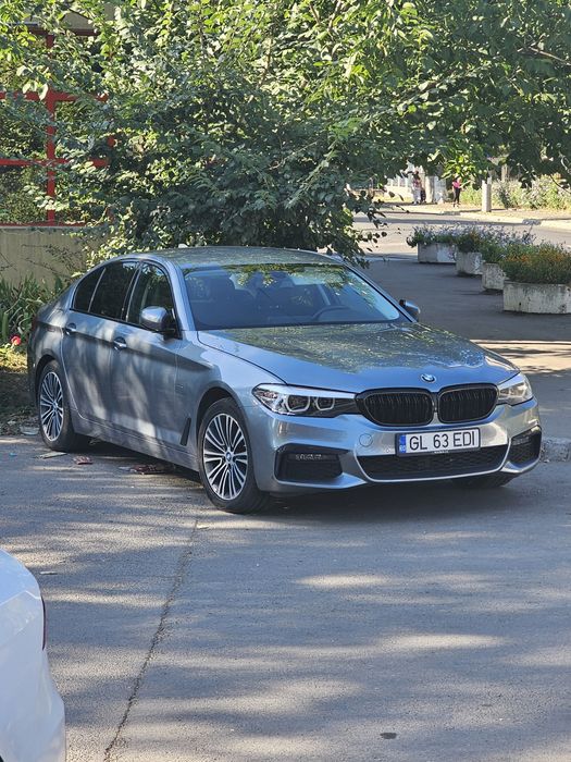 BMW Seria 5 G30 520d 190cp X-Drive automat