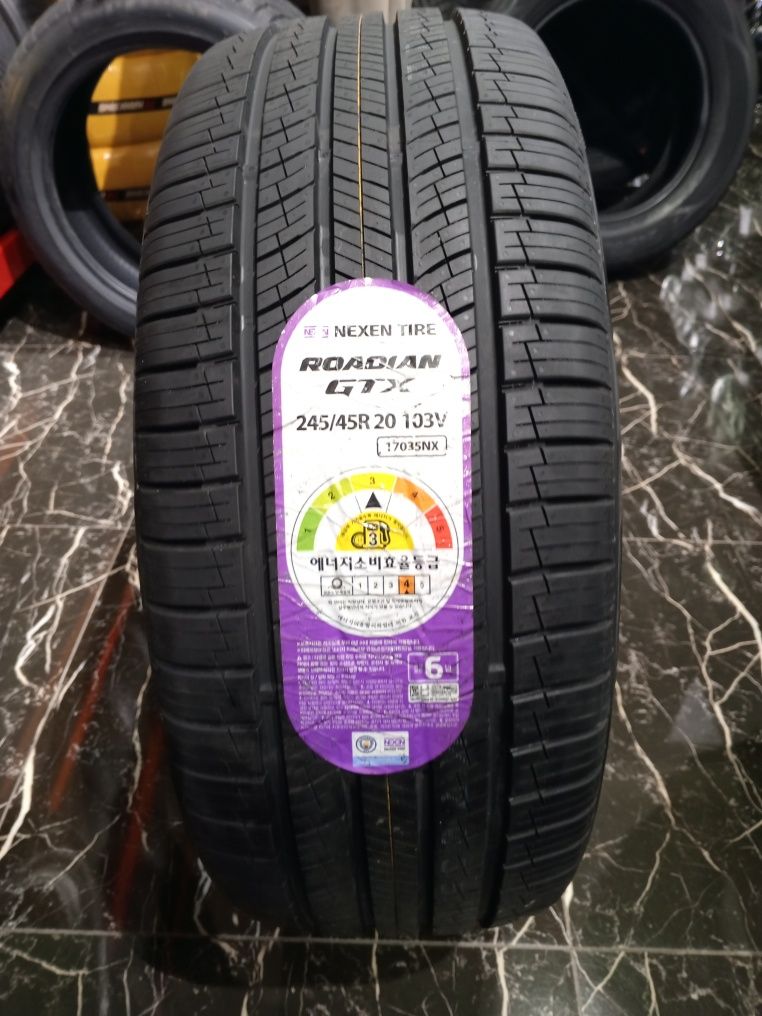 Balon shina NEXEN Roadian GTX 245/45R20