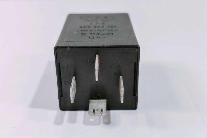 Releu  382  4D0907131 Audi A4 B5 (facelift)