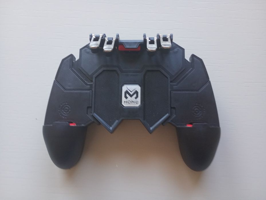 Controler M3 de gaming pentru telefon - Stare perfectă!