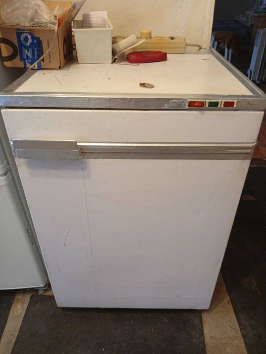 бытовая техника б/у, Холодильники, морозилки, электро-обогреватель